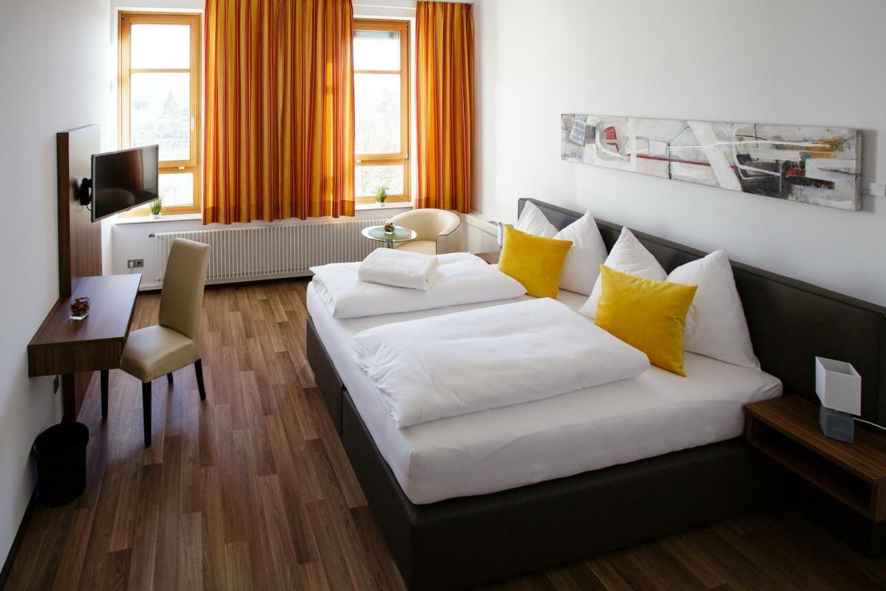 Health Vital Comfort Guestrooms Wels Exterior foto
